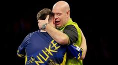 Van Gerwen se sklonil před Littlerem. Je to generační talent, říká