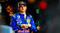 Schyluje se k bombastické změně? Verstappen prý tajně jedná s McLarenem