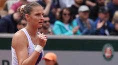 Plíšková začala na trávě vítězně, soupeřce nadělila dva kanáry. Siniaková končí