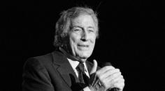 Zemřel Tony Bennett, legendární jazzový zpěvák, který nahrával i s Lady Gaga