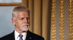 Češi by měli platit eurem, vyzývá prezident Pavel