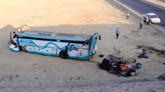 Turistický autobus v Egyptě havaroval! Nejméně 15 mrtvých