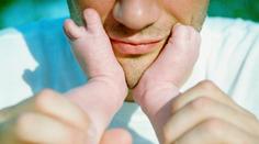 Nový plán otcovské dovolené: Stát tatínkům proplatí čtyři dny volna