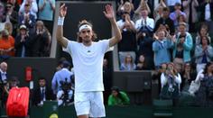 Pozdravy tenisové lásce i uvědomění. Nikdo mi nebude fandit, řekl Tsitsipas