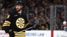 Zacha gólem natáhl sérii Bostonu, Palát se trefil poprvé v sezóně