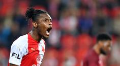 Slavia se rozrůstá v Africe. Hodně lidí tam chodí ve slávistickém, říká Deli