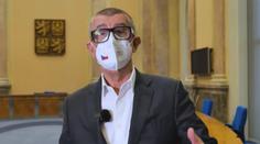 Babiš obhajuje úřední maturitu, navrhuje dvě další verze zkoušky