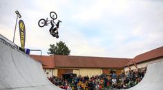 BMX závodník Michal Beran předvedl parádní triky v Telči a vyhrál MČR