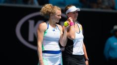 Další úspěch pro český tenis! Krejčíková a Siniaková jsou ve finále