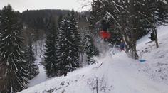 Borec na konec! Je nejlepší na světě. Čech skočil na koloběžce unikátní trik