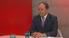 Milostivé léto 2: Firmy by mohly za zaměstnance zaplatit dluhy, míní Výborný