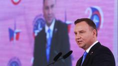 Prezident Duda odvolal velvyslance v Česku. Kritizoval polský přístup k Turówu