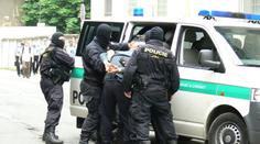 Dej mi 4 tisíce a nebudu to řešit, řekl policista v herně. Teď ho stíhá GIBS