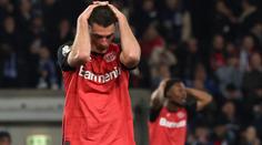 Podělali jsme to, zuřil záložník Bayeru. Xhaka se hádal s fanoušky