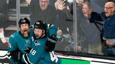 Hertl drží San José ve hře o Stanley Cup, zářil i gólman Mrázek