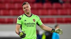 Marseille otočila zápas v Remeši. Arsenal potopil brankář Leno
