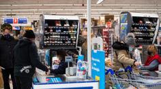 Zákazník v litovelském supermarketu nedodržel rozestup. Dostal pěstí