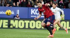 Totální selhání při panenkovském dloubáčku. Útočník z LaLigy je pro smích
