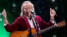 Zemřel písničkář Gordon Lightfoot. Jeho slavné hity zpíval i Nedvěd či Tučný