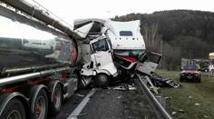 Pražský okruh zablokovala tragická nehoda. Jeden člověk srážku nepřežil
