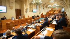 Senátní volby 2022: Přehled všech obvodů a kandidátů