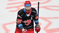 Třinec prohrál počtvrté v řadě, Kladno přehrálo Mountfield. Šlágr pro Bruslaře