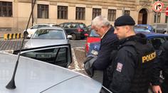 Policie vtrhla do sídla pražských silničářů! Obvinila bývalého šéfa