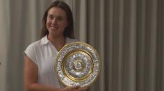 Návrat tenisové královny. Nosková po triumfu na Wimbledonu zamíří na svatbu