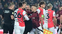 Nešťastník Schranz byl u obou gólů Sparty. Haraslín ho musel uklidňovat