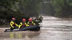 Záplavy v Texasu: Nejméně 24 mrtvých, pohřešují se i desítky dětí z letního tábora