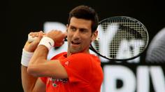 Djokovič australský titul odnesl zhoršeným zraněním. Čeká ho pauza