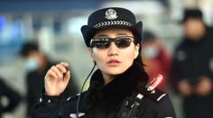 Ze sci-fi je realita. Policisté nosí brýle, které poznají podezřelé!