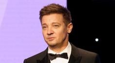 Herec z Avengers se po nehodě opět hýbe. Zatím jen na invalidním vozíku