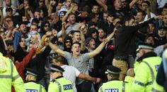 Drsňáci z tribun ukázali solidárnost. Fanoušci Hajduku stěhovali nemocnici