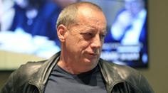 Poprava uprostřed pohřbu. Smrtící výstřel otřásl oblíbeným ostrovem