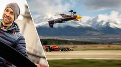 Pilot Šonka o natáčení: Řidič formule musel mít zrcátko, aby na mě viděl