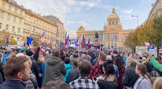 Shromáždění Milionu chvilek. Tma nikdy nezvítězí, vzkázala Zelenská