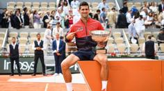 Djokovičův jubilejní grandslam: Gratuluje mu velký rival i fotbalová legenda