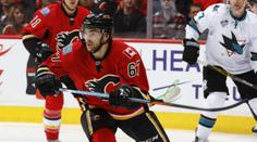 Frolíkův gól pomohl Calgary k výhře, Neuvirth vychytal bod