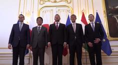 Summit V4 v Bratislavě: Premiéři řešili nejen budoucnost EU!