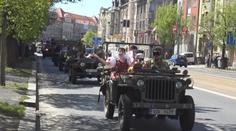 V Plzni skončily Slavnosti svobody, nechyběla jízda vojenských aut městem