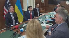 Namísto míru může jít o obchod. Odborníci spekulují, kam vedou jednání o Ukrajině