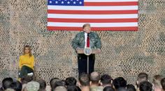 Trump nečekaně navštívil vojáky v Iráku. Pobouřil irácké politiky