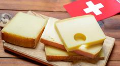 Konec sýrařské velmoci. Švýcarům hrozí, že jej budou muset dovážet