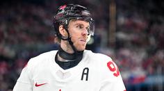 Hvězdný McDavid po utkání chválil Čechy: Hrají skvělý hokej, MS nevyhráli náhodou