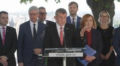 Babiš zhodnotil první půlrok vlády. V Kramářově vile jednal s ministry
