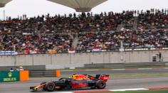 F1 se vrací do Číny. Na jednu ze dvou tratí, kde nevyhrál Verstappen
