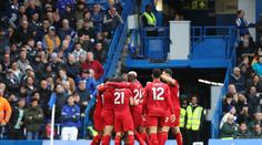 Chelsea schytala další debakl. Arsenal ve šlágru porazil Liverpool