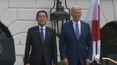 Japonský premiér u Bidena: Povečeřel s nimi miliardář i slavný herec