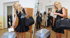 Volby: Babiš si udělal selfie a jeho partnerka hodila dva lístky do urny